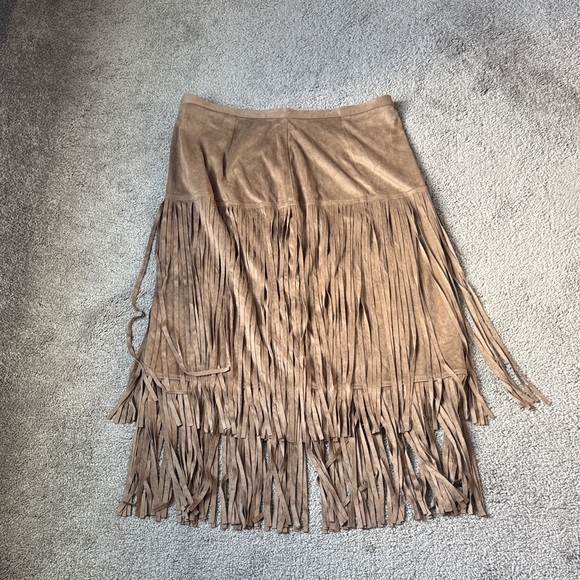 Chico's Brown Faux Suede Fringed Skirt SIZE 0.5 - Picture 1 of 4